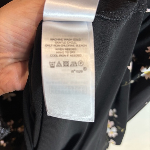 RALPH LAUREN LRL Sz 10 Amadora Jersey Knit Floral Black Long Sleeve Ruffle Dress - Picture 8 of 10